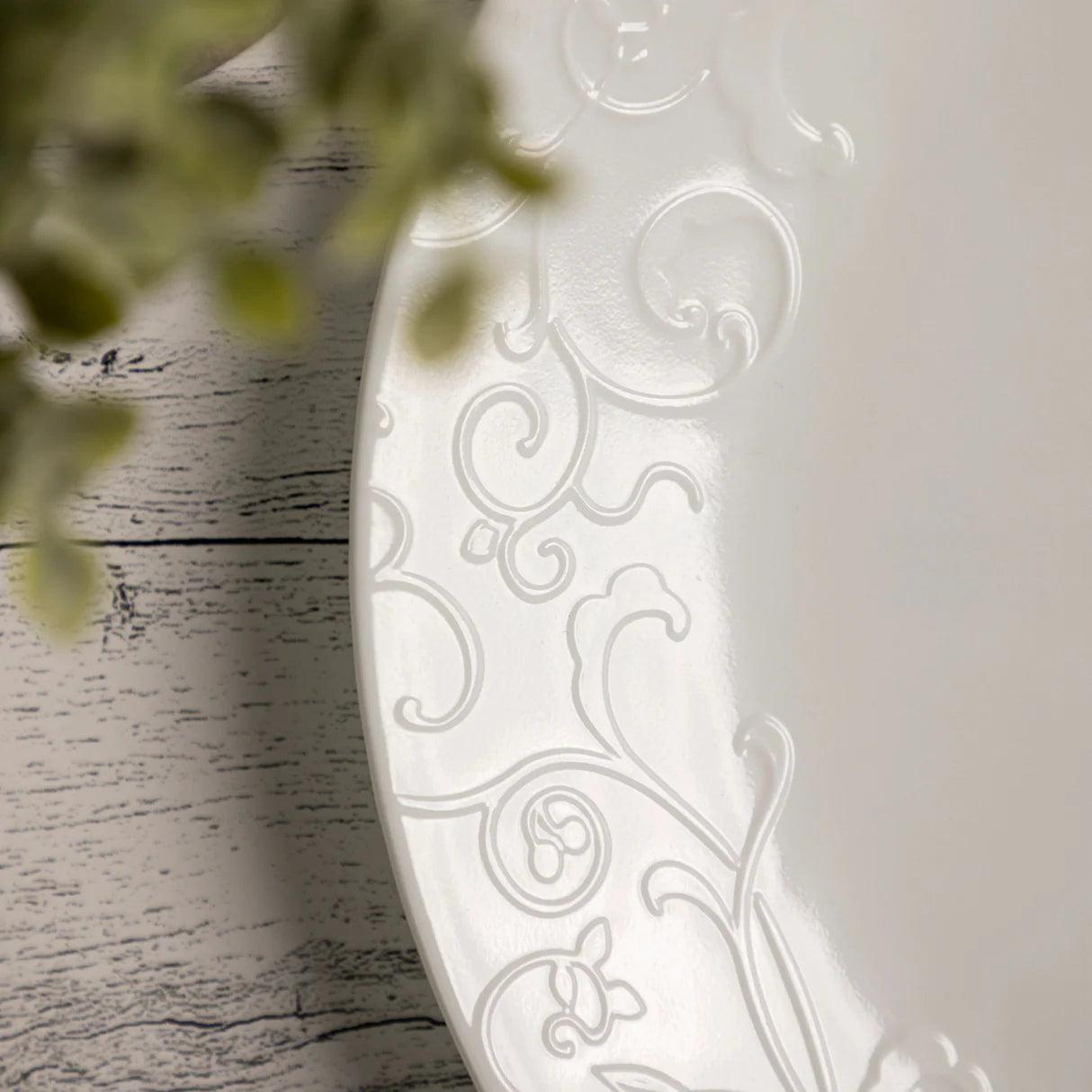 Corelle Embossed Bella Faenza 10.25" Dinner Plate (Set of 4)